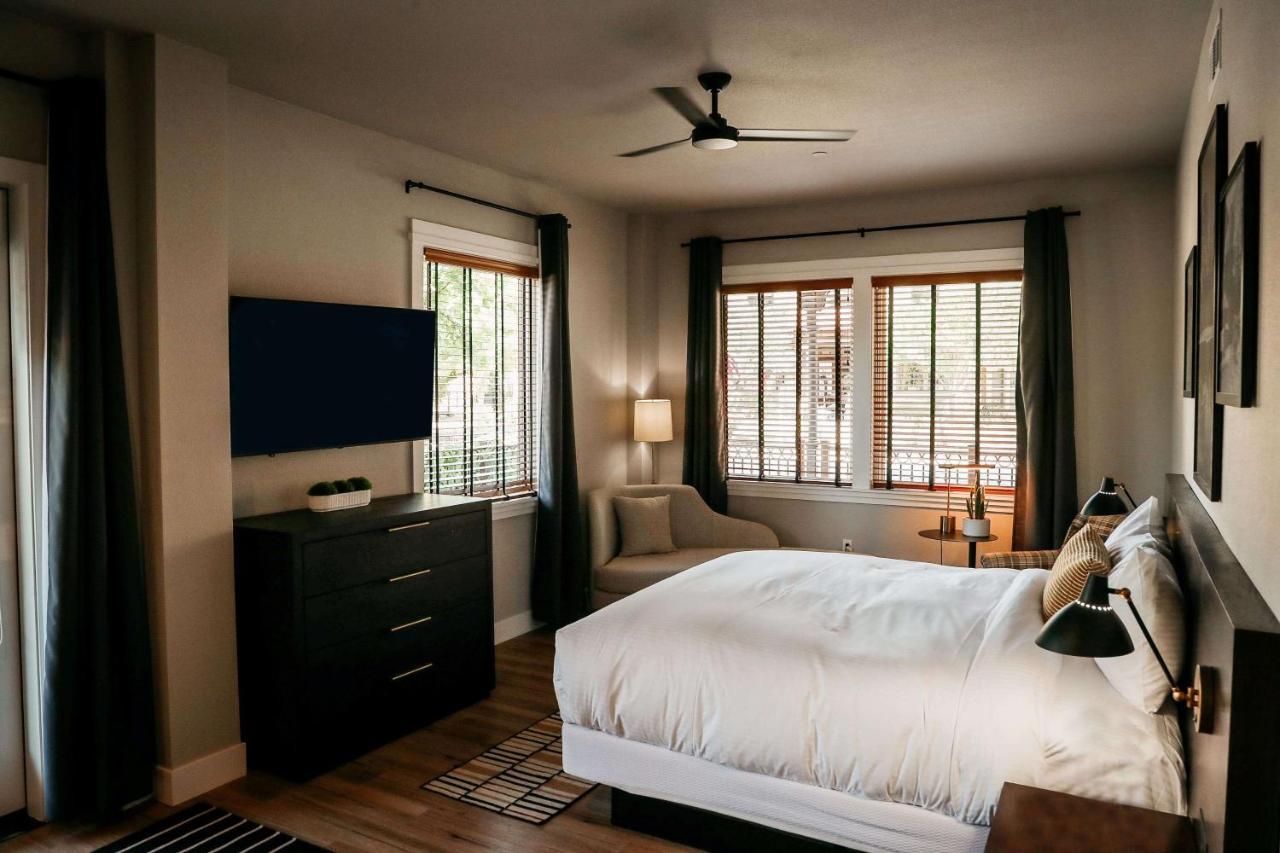 Gateway Hotel, Trademark Collection By Wyndham Copper Cove Subdivision Luaran gambar
